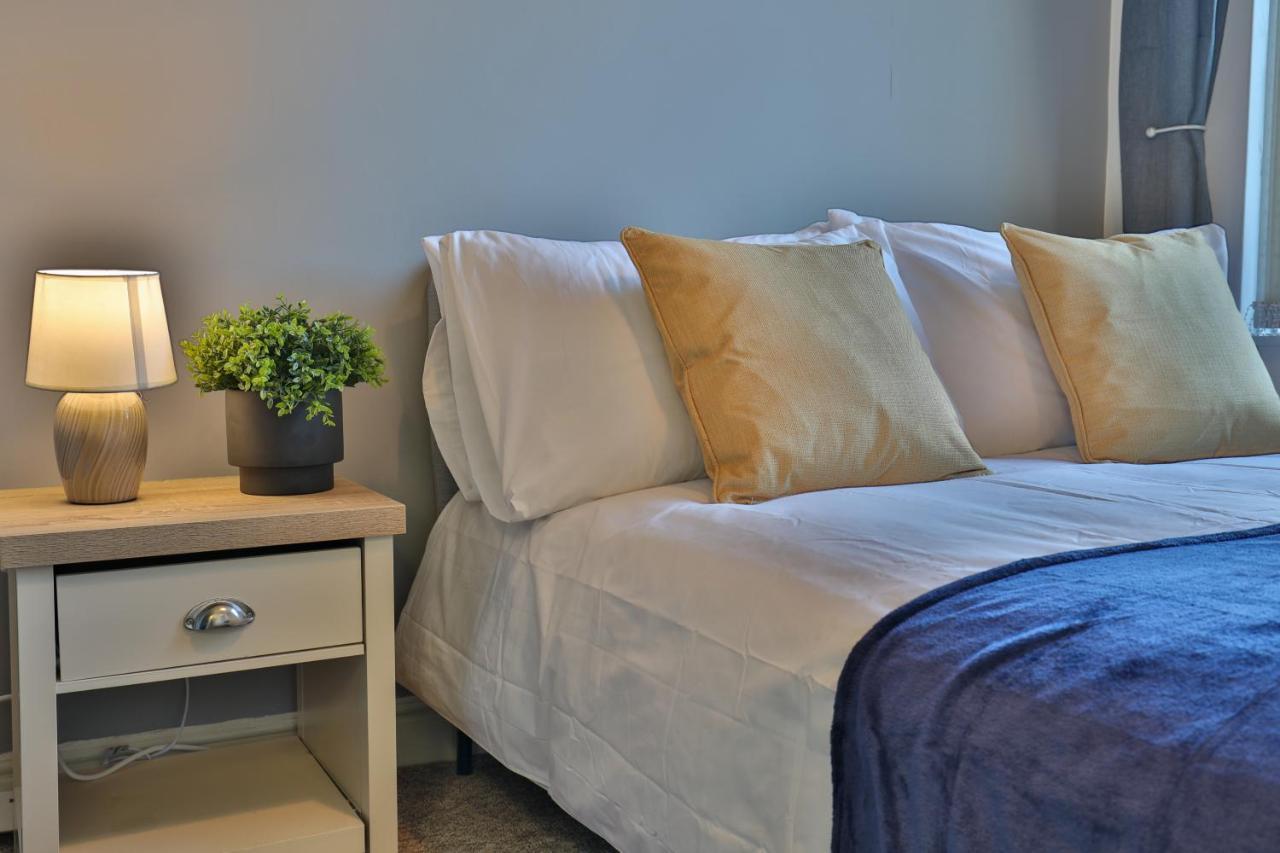 Devon St - Cozy Home, Free Easy Parking! 킹스턴어폰헐 외부 사진